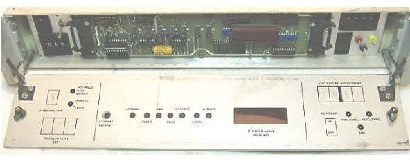 jerroldgidigitalscramblerencodermodeldse--4-insidefront.jpg jerroldgidigitalscramblerencodermodeldse--4-insidefront.jpg