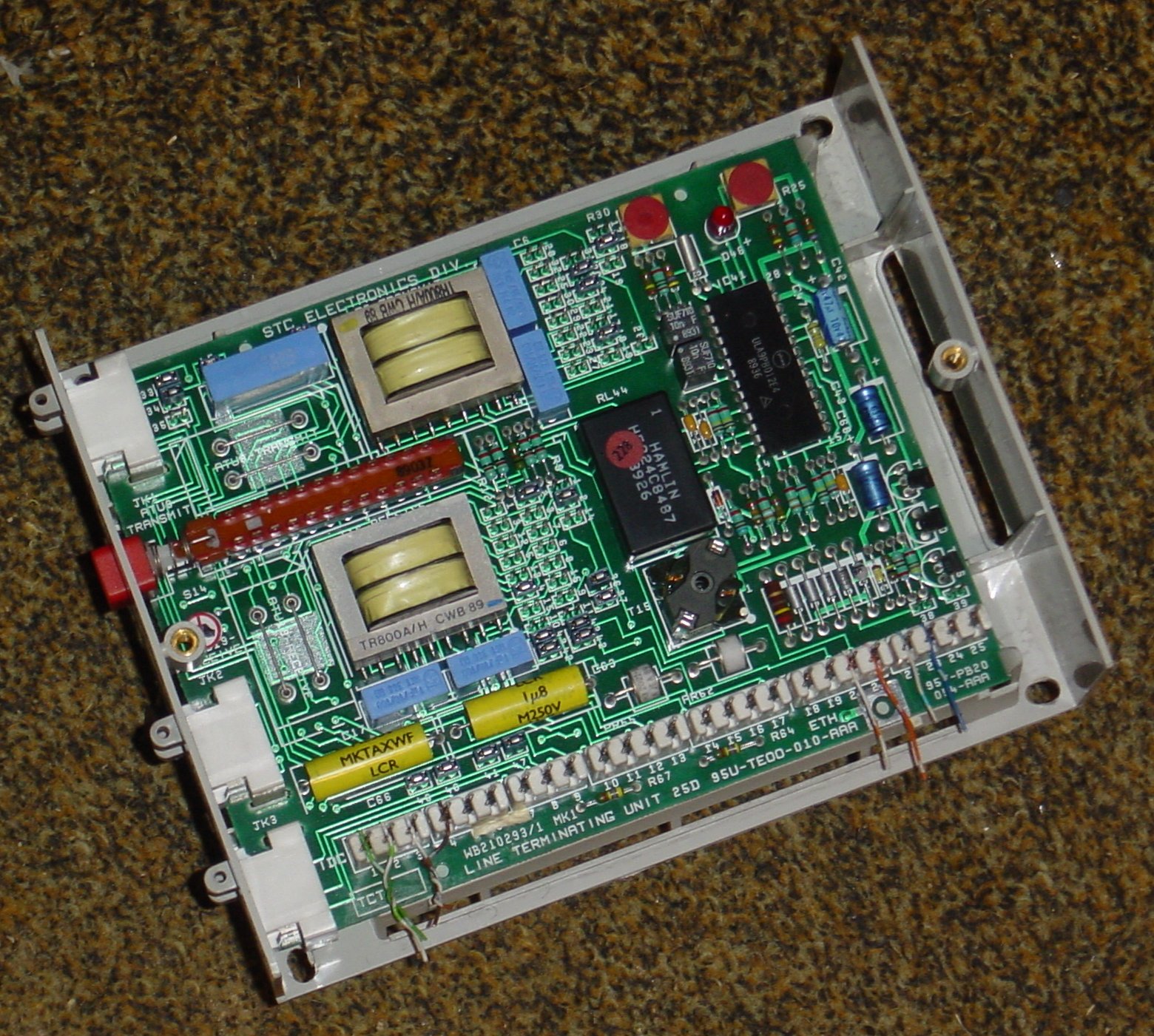ltu25d-inside2.jpg ltu25d-inside2.jpg