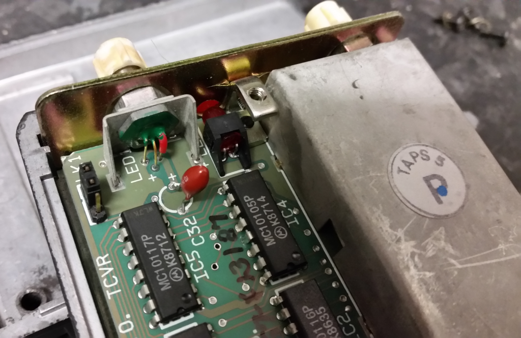 aui2fibre5.png aui2fibre5.png