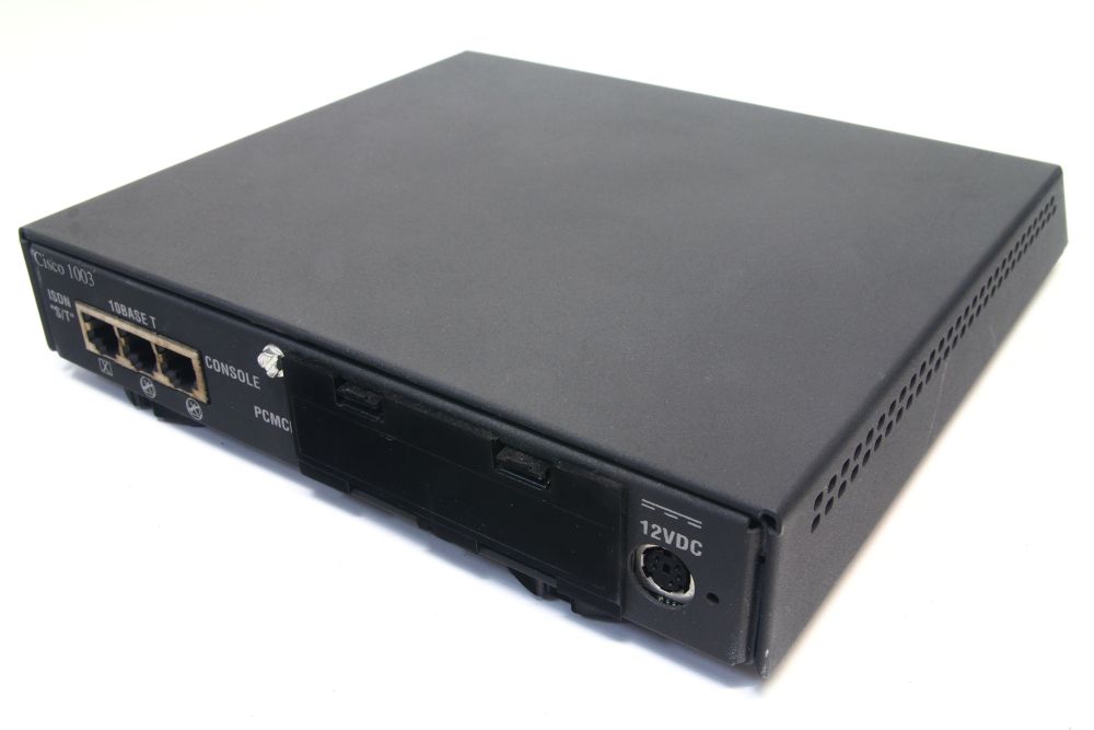 1000 router rear