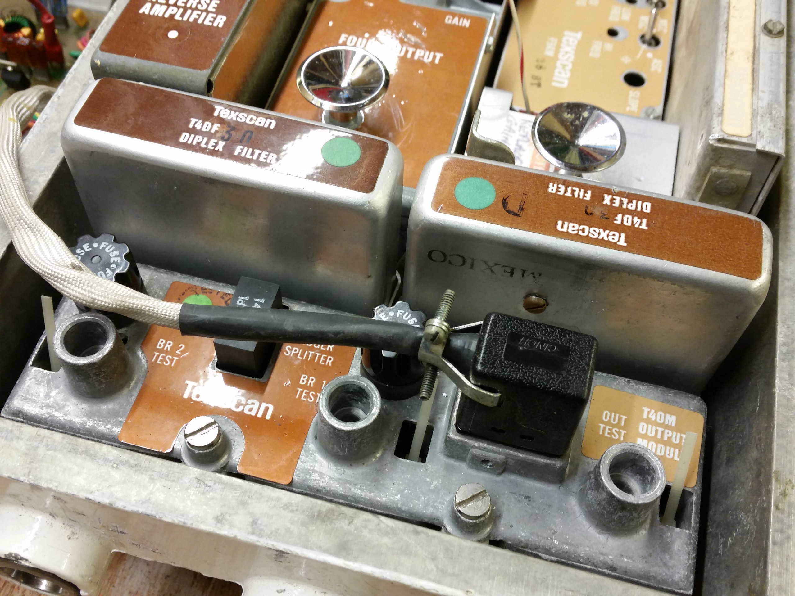 output_and_splitter.jpg