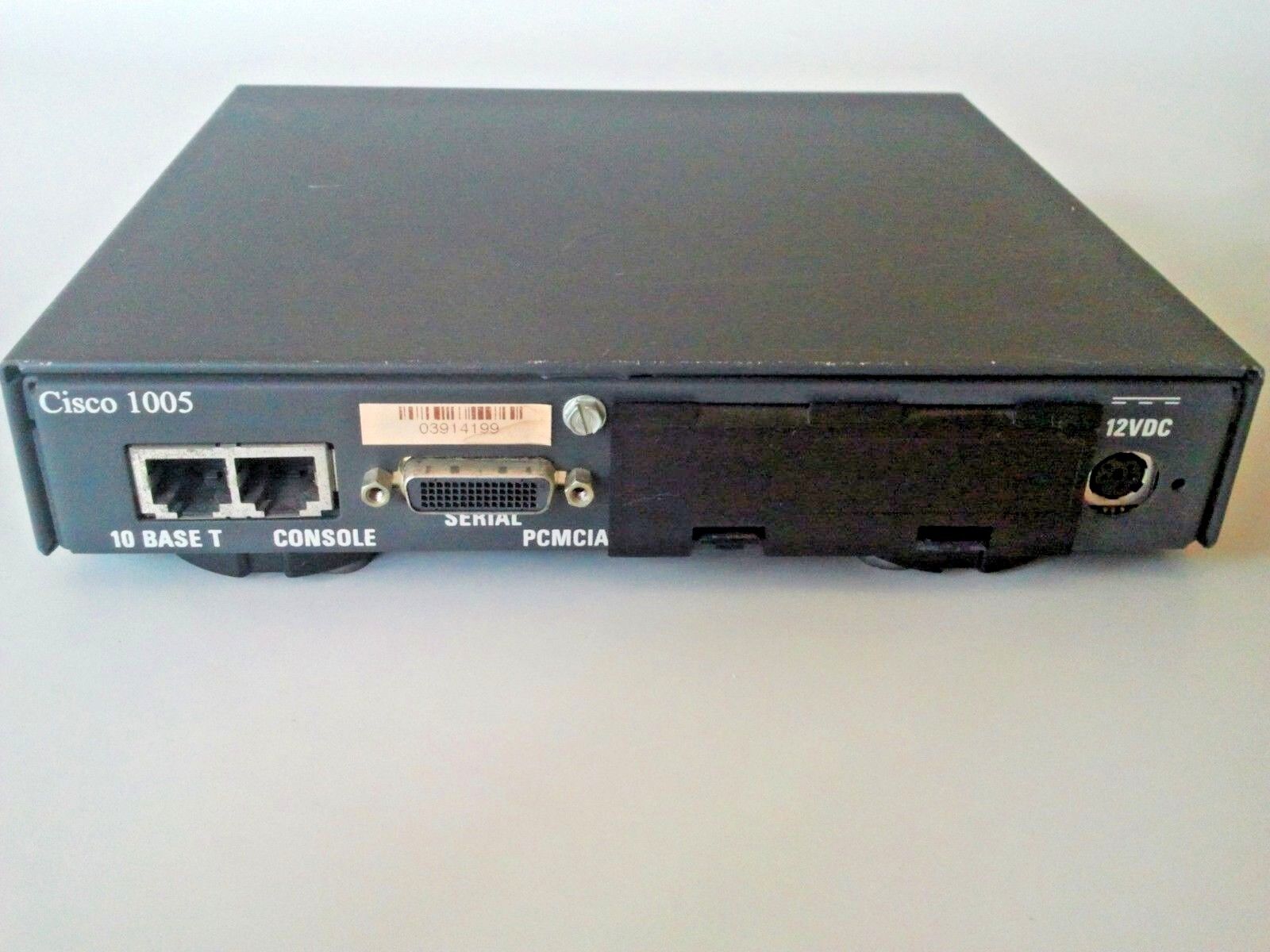 cisco-1000-serial-rear.jpg