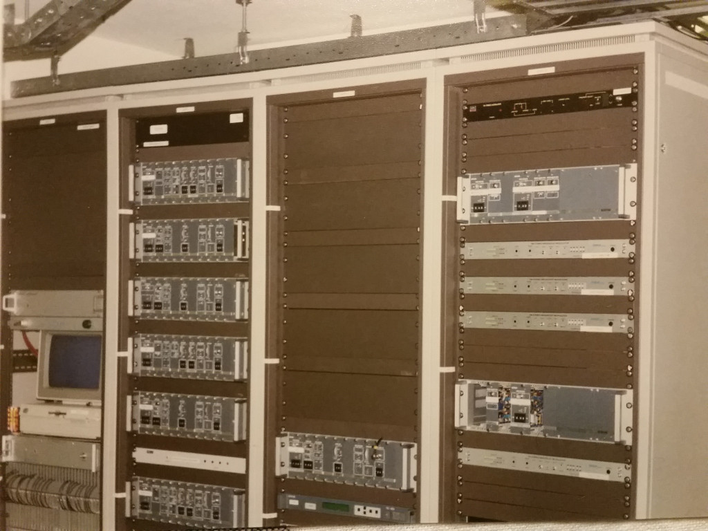 satellite1.jpg